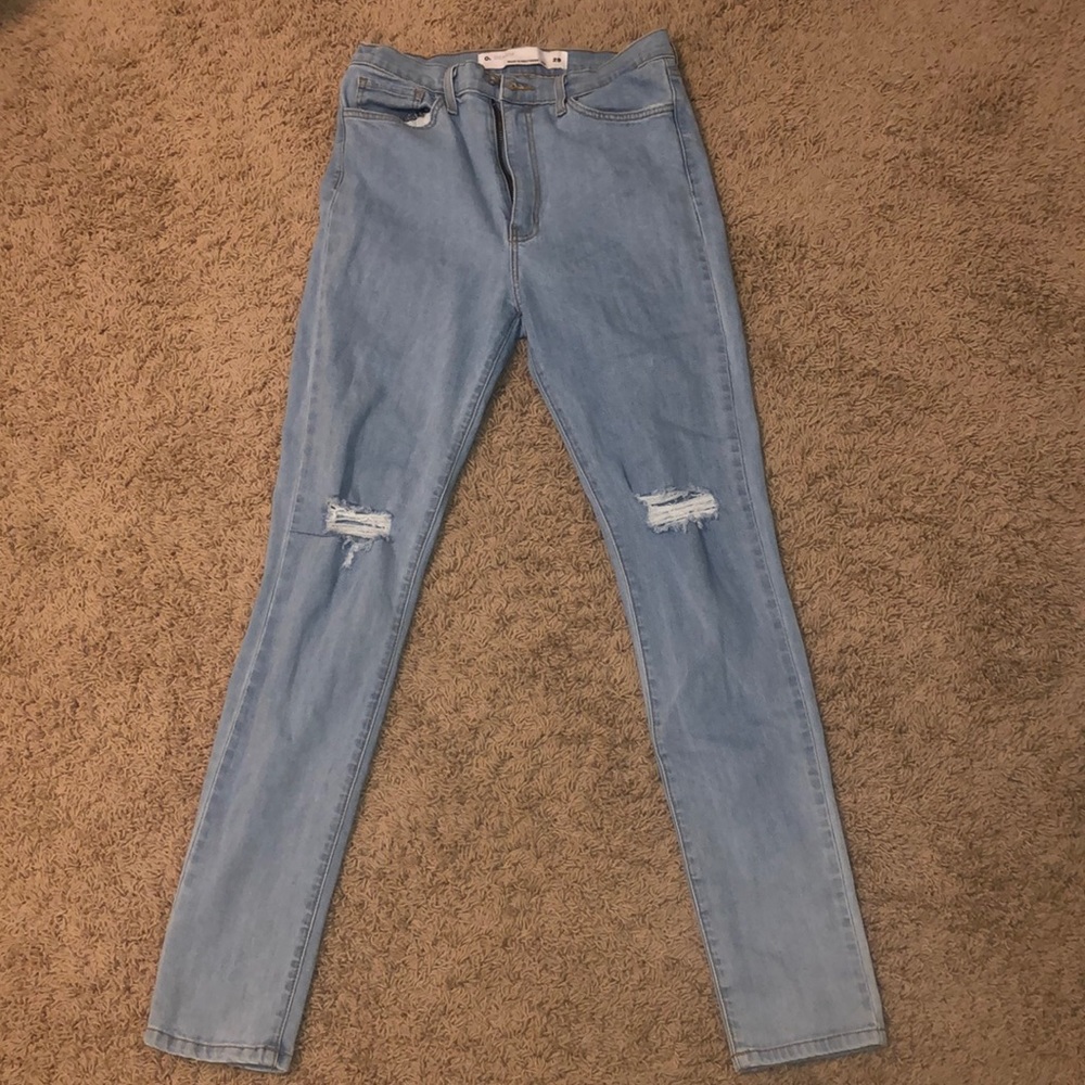 Lulu’s high waisted light wash jeans